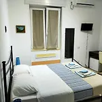 Couette-café Oasi Al Mare 4*