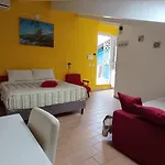 Oasi Al Mare Oda ve Kahvaltı 4*
